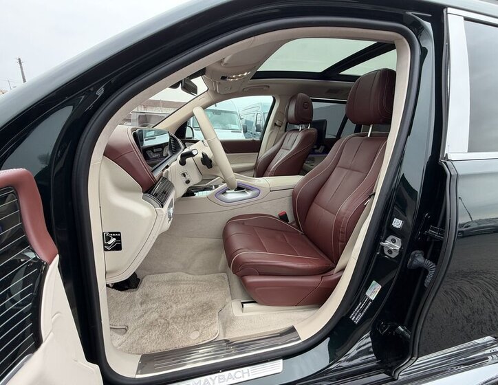 Mercedes-Benz GLS SUV / Terénní 4,0 l 410 kw