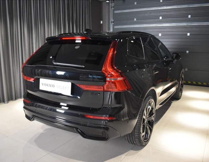 Volvo XC60 SUV / Terénní 2,0 l 184 kw