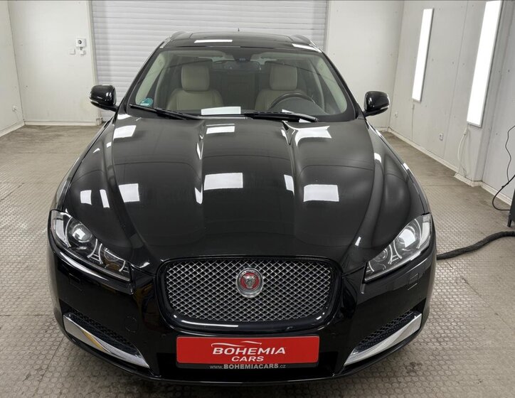Jaguar XF Kombi 3,0 l 202 kw