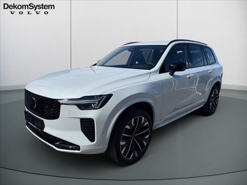 Volvo XC90 SUV / Terénní 2,0 l 228 kw