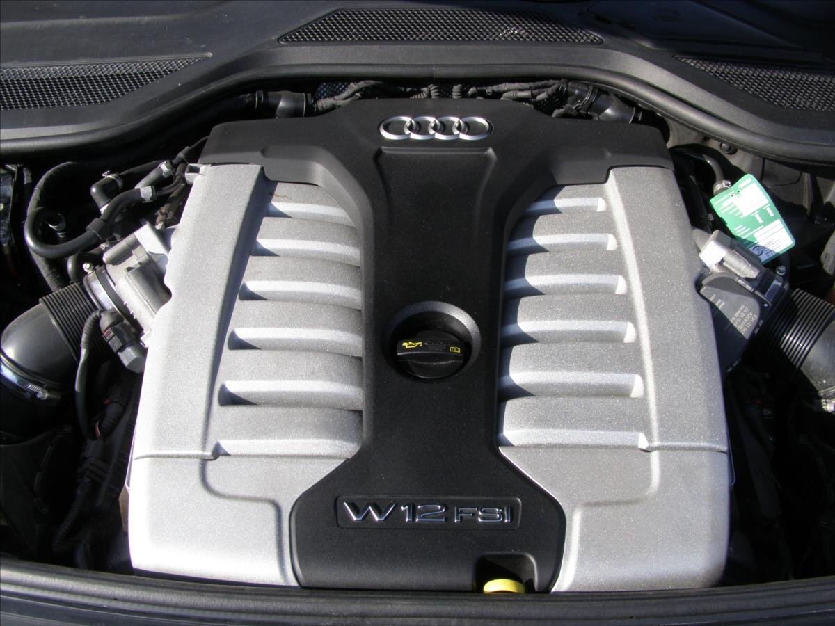 Audi A8 Sedan 6,3 l 368 kw