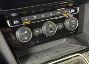 Volkswagen Passat Kombi 1,4 l 160 kw