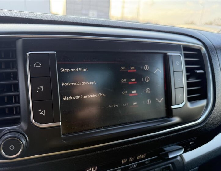 Citroën SpaceTourer MPV 2,0 l 130 kw