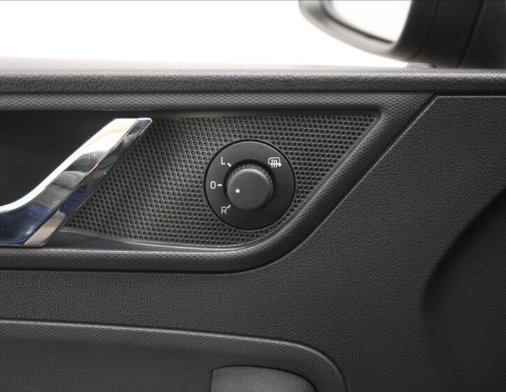 Škoda Rapid Liftback 1,2 l 81 kw