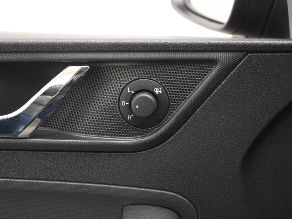 Škoda Rapid Liftback 1,2 l 81 kw