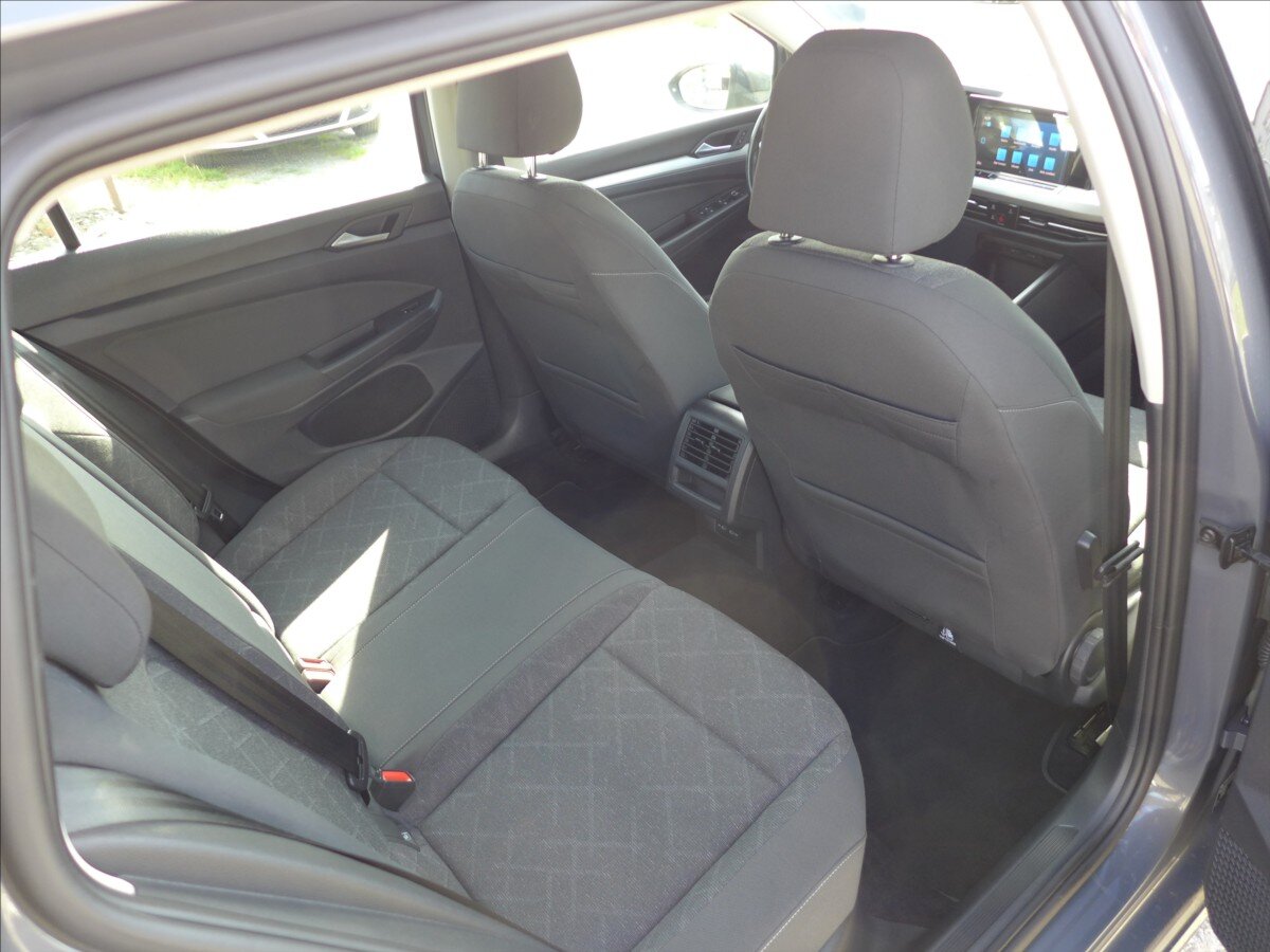 Volkswagen Golf Kombi 2,0 l 85 kw