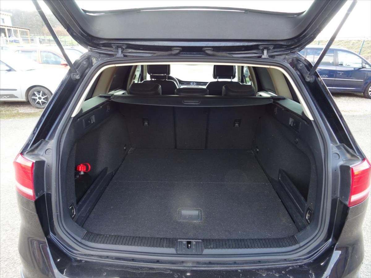 Volkswagen Passat Kombi 2,0 l 140 kw