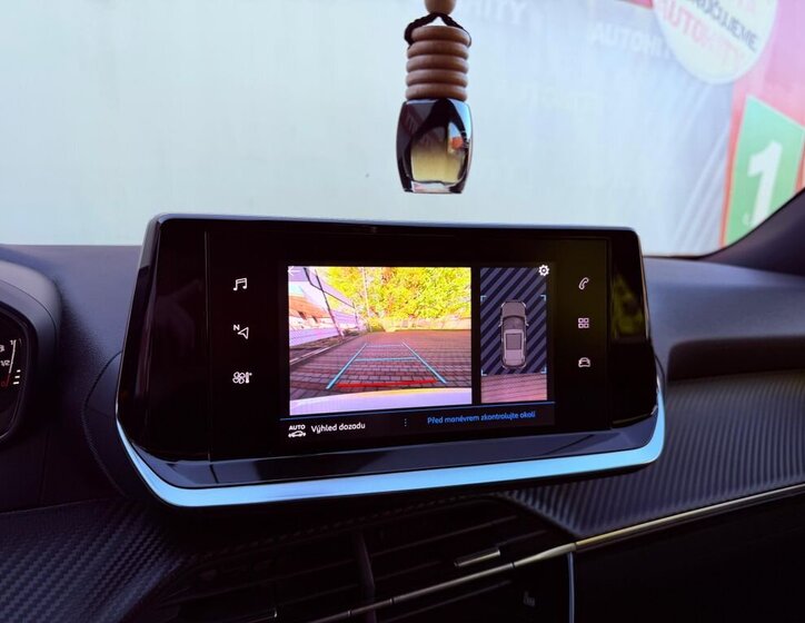 Peugeot 2008 Hatchback 1,2 l 74 kw