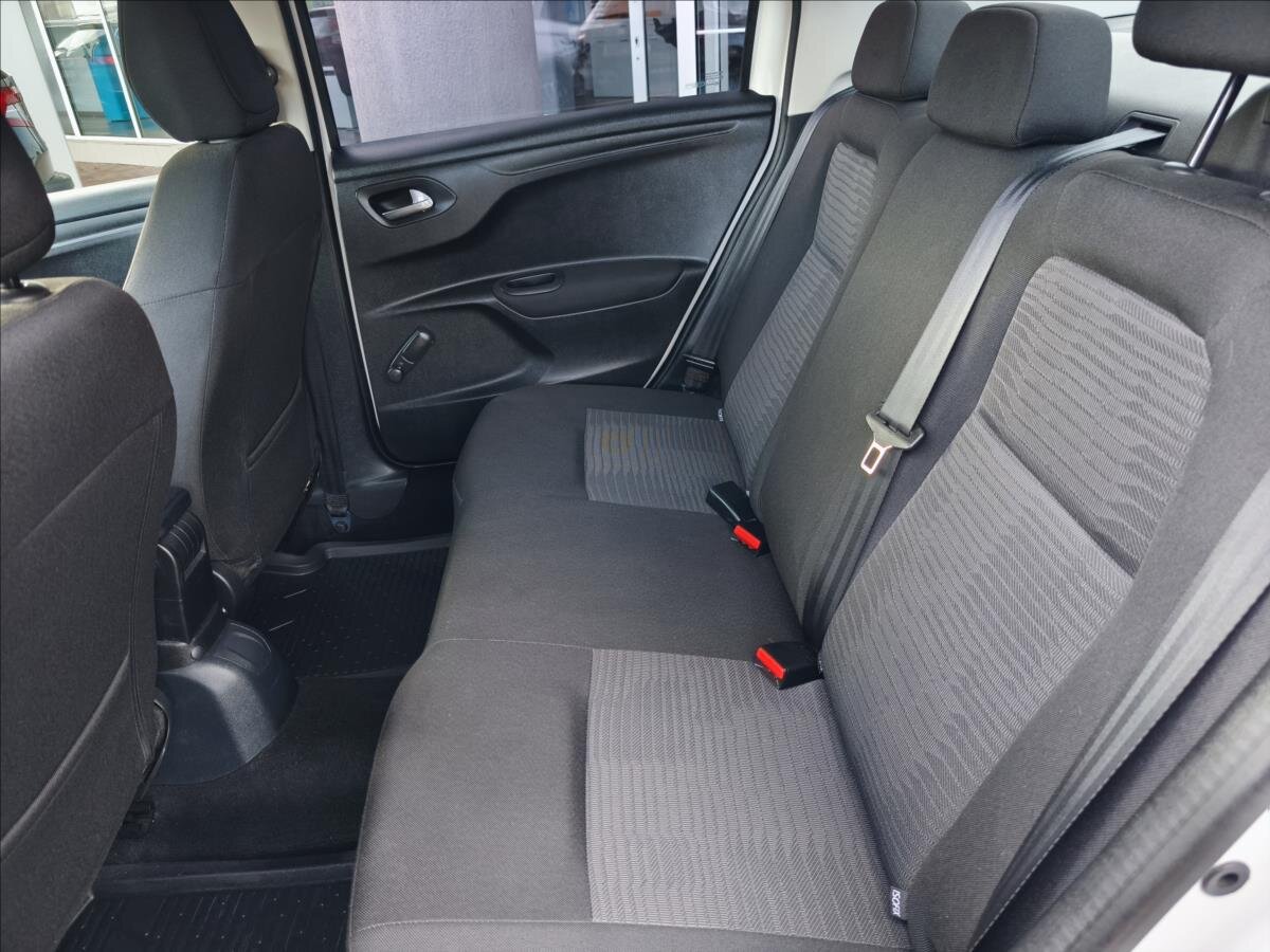 Peugeot 301 Sedan 1,2 l 60 kw