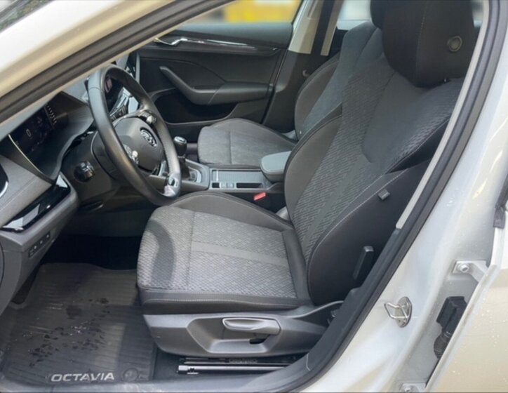 Škoda Octavia Kombi 1,5 l 110 kw