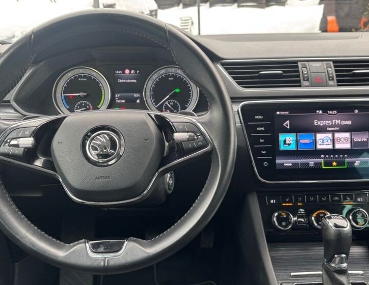 Škoda Superb Kombi 1,4 l 160 kw