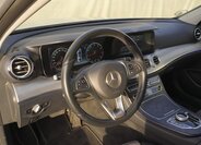 Mercedes-Benz Třídy E Sedan 2,0 l 180 kw