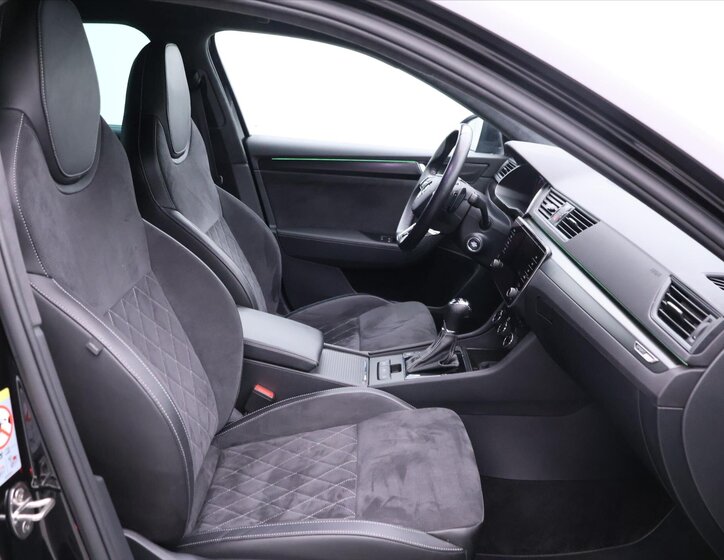 Škoda Superb Liftback 2,0 l 147 kw