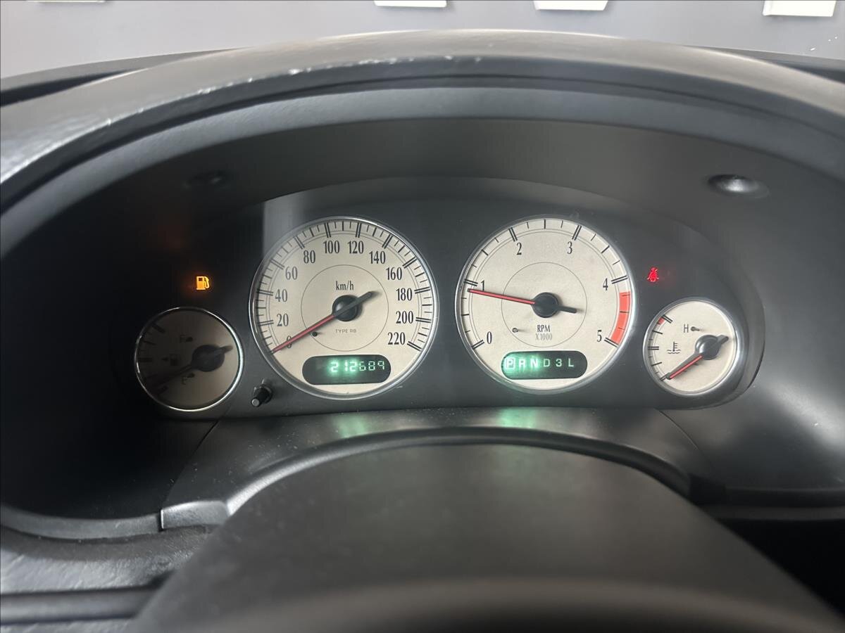 Chrysler Voyager MPV 2,8 l 110 kw