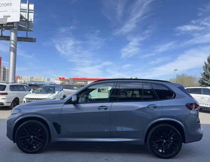 BMW X5 8