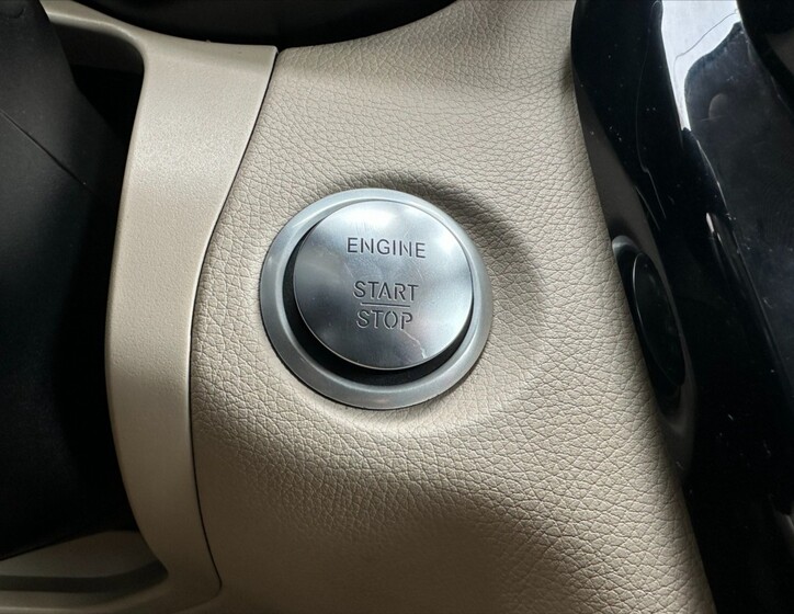 Mercedes-Benz GLC 27