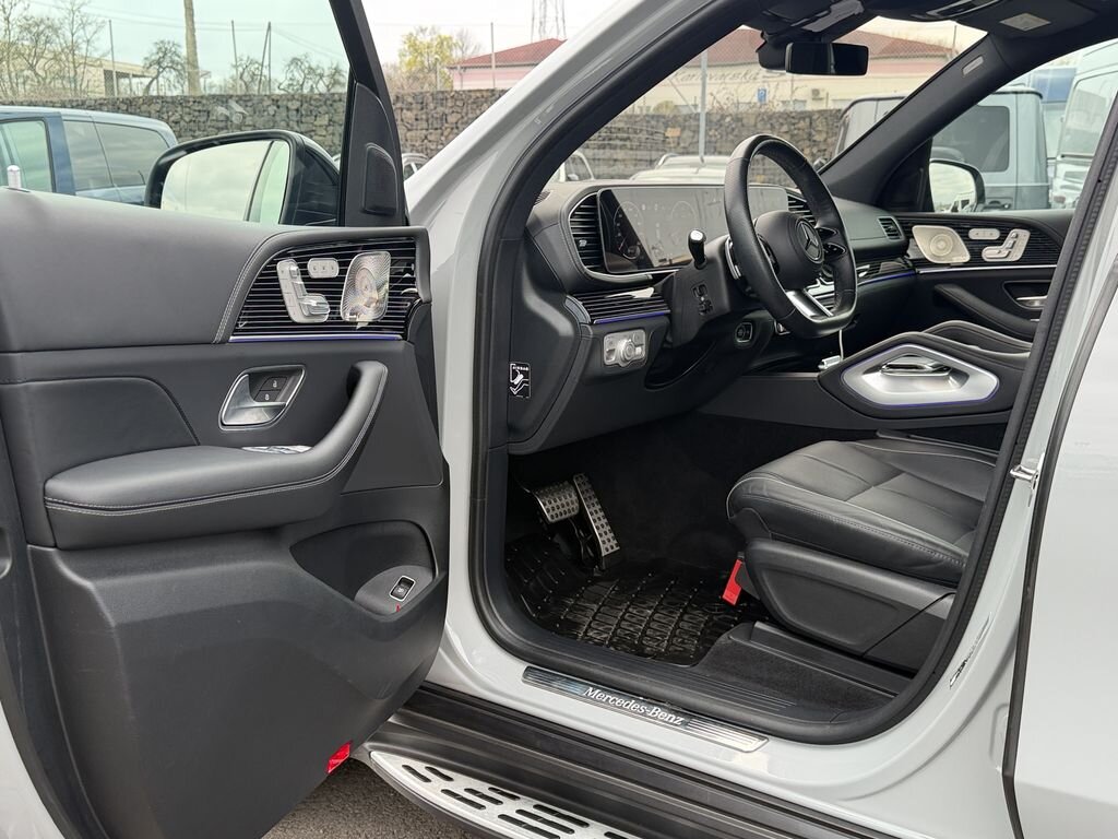 Mercedes-Benz GLS SUV / Terénní 3,0 l 270 kw