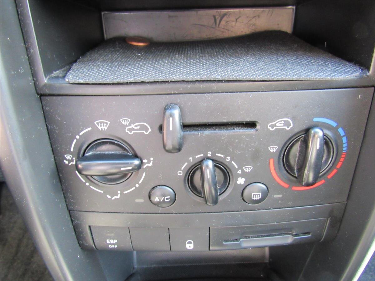 Peugeot 207 Hatchback 1,4 l 70 kw