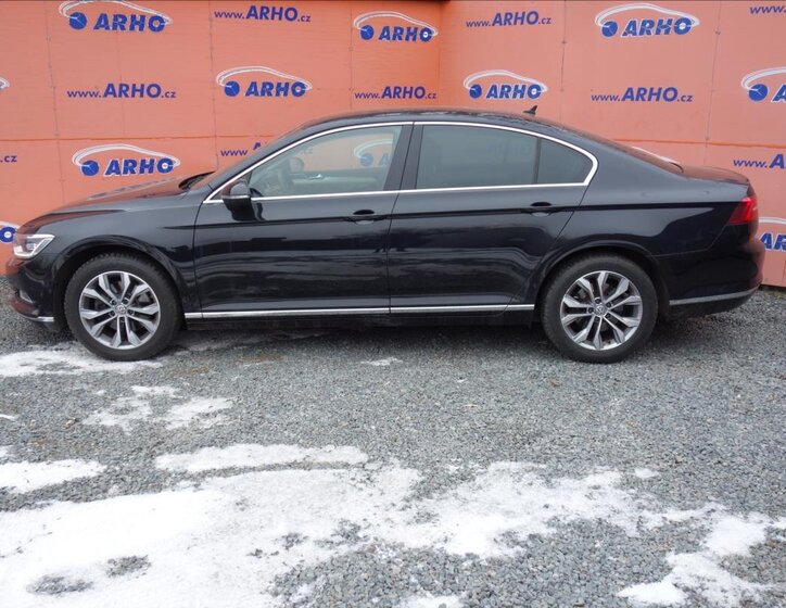Volkswagen Passat Sedan 2,0 l 140 kw