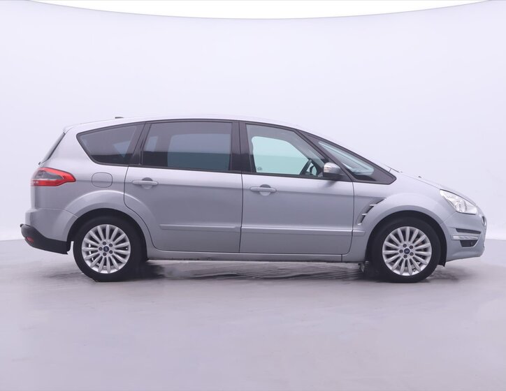 Ford S-MAX 8