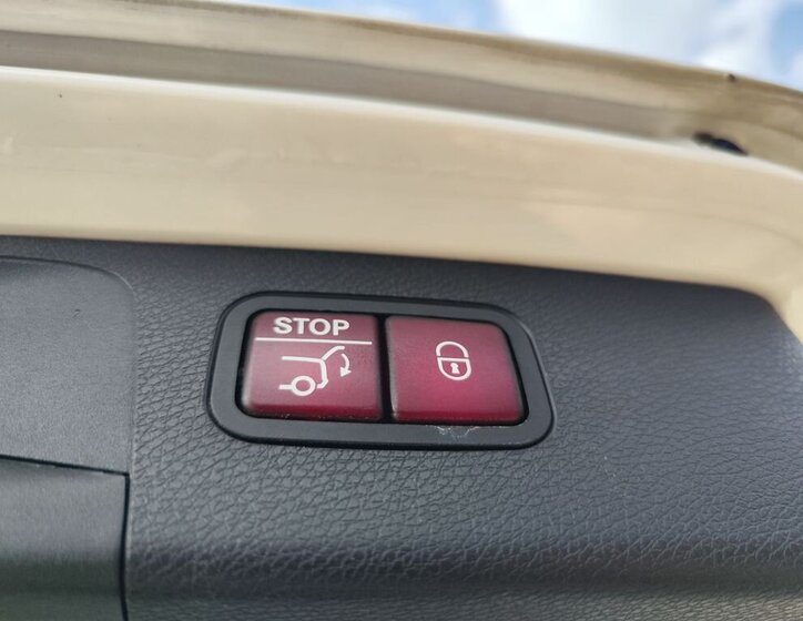 Mercedes-Benz Třídy E Kombi 2,0 l 143 kw