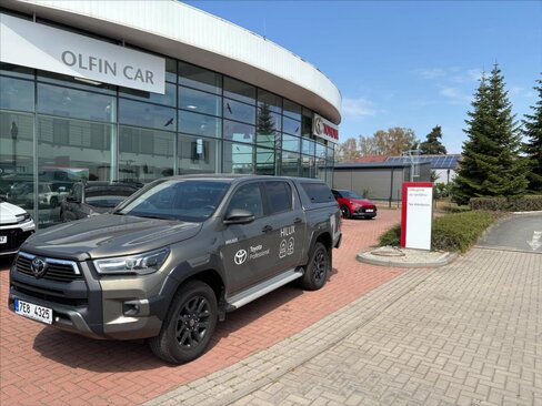 Toyota Hilux Pick-up 2,8 l 150 kw
