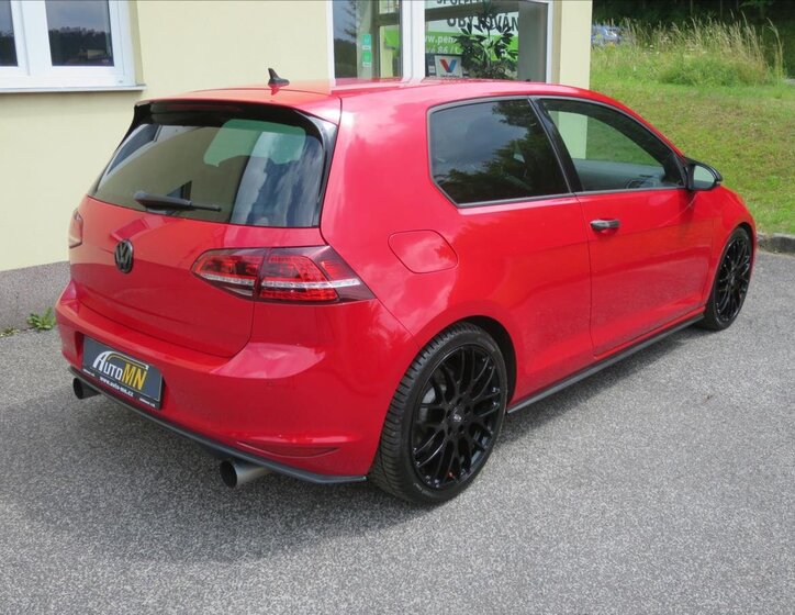 Volkswagen Golf Hatchback 2,0 l 162 kw