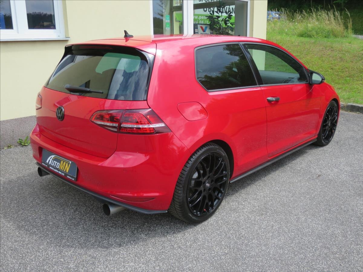 Volkswagen Golf Hatchback 2,0 l 162 kw
