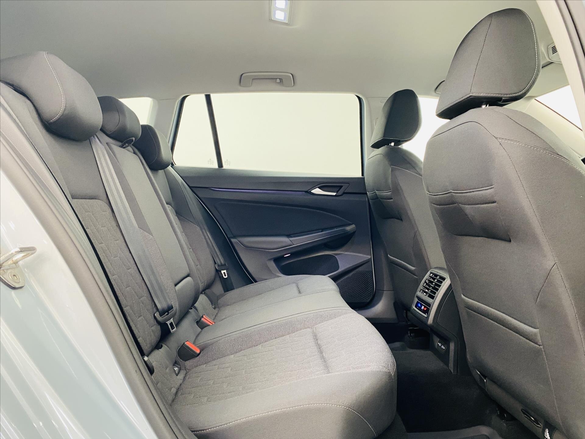 Volkswagen Golf Kombi 1,5 l 85 kw