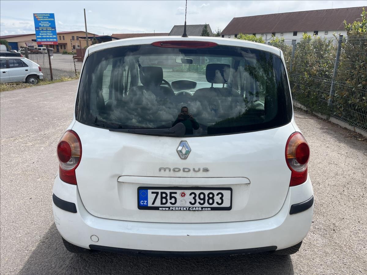 Renault Modus Hatchback 1,4 l 72 kw