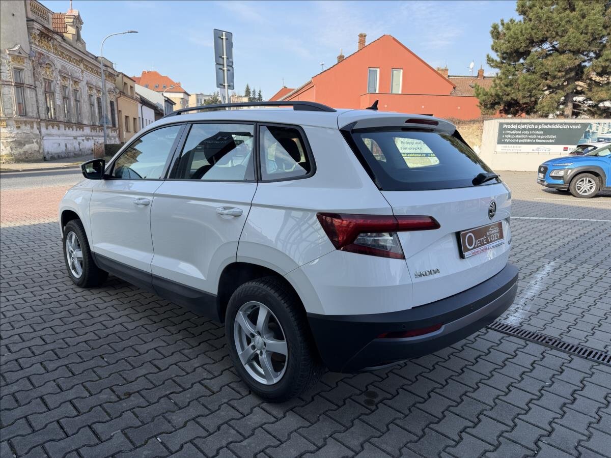 Škoda Karoq SUV / Terénní 1,5 l 110 kw