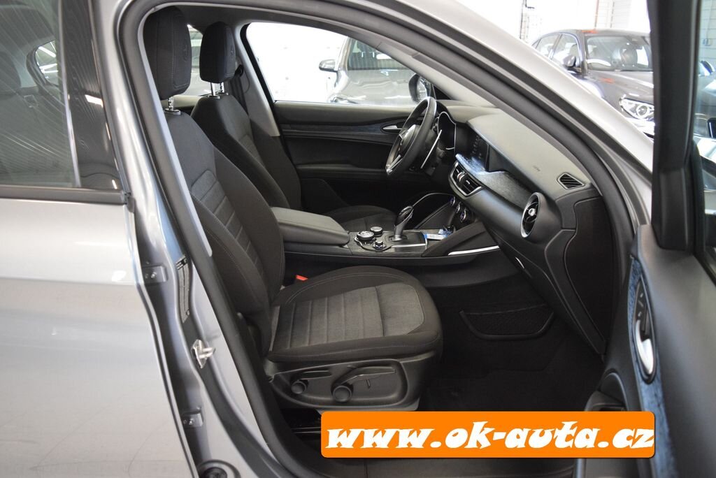 Alfa Romeo Stelvio SUV 0,0 150 kw