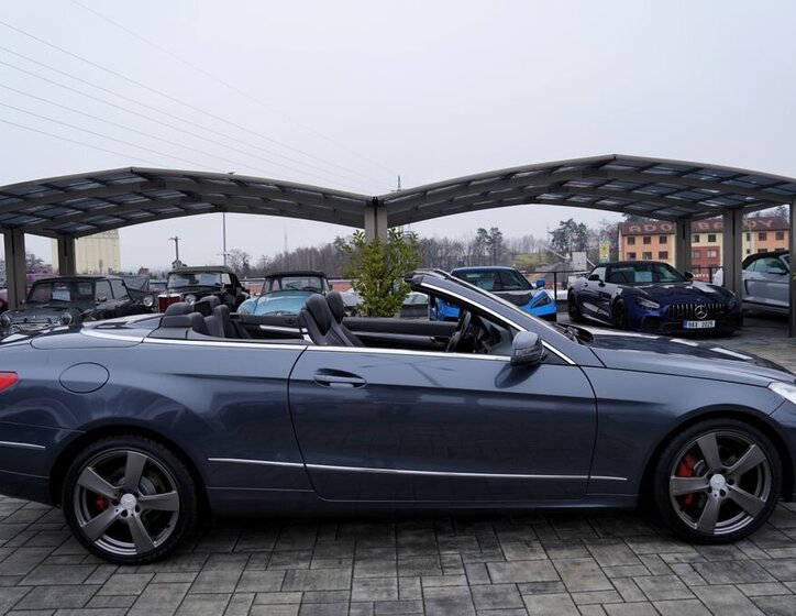 Mercedes-Benz Třídy E 16