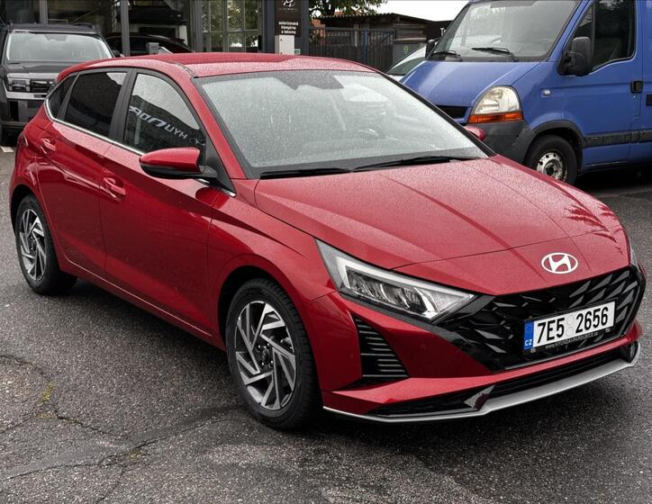 Hyundai i20 8