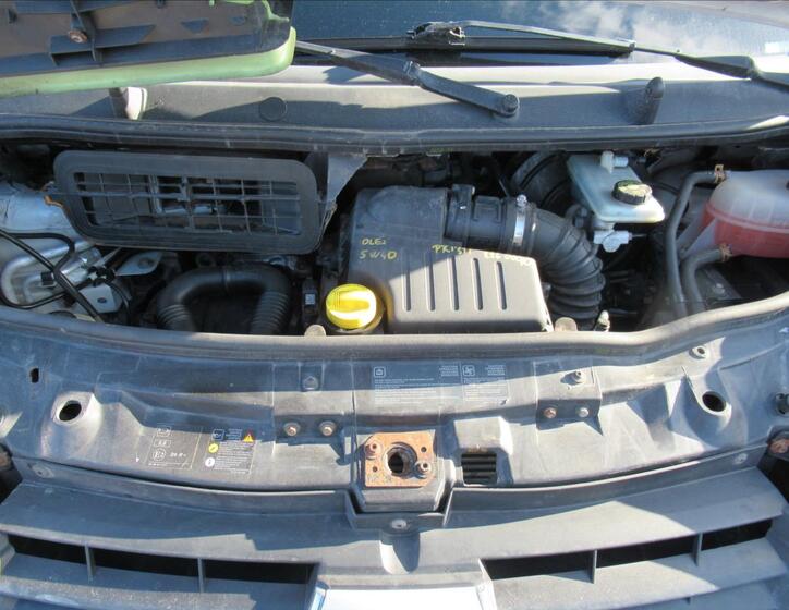 Renault Trafic 16