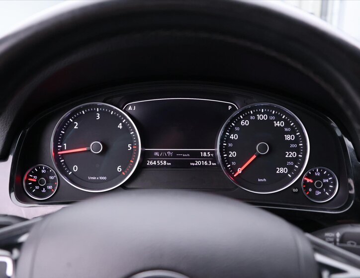 Volkswagen Touareg SUV 3,0 l 193 kw