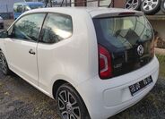 Volkswagen up! 3