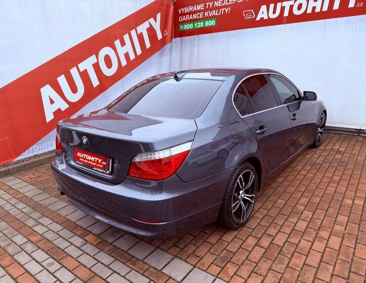BMW Řada 5 Sedan 3,0 l 145 kw