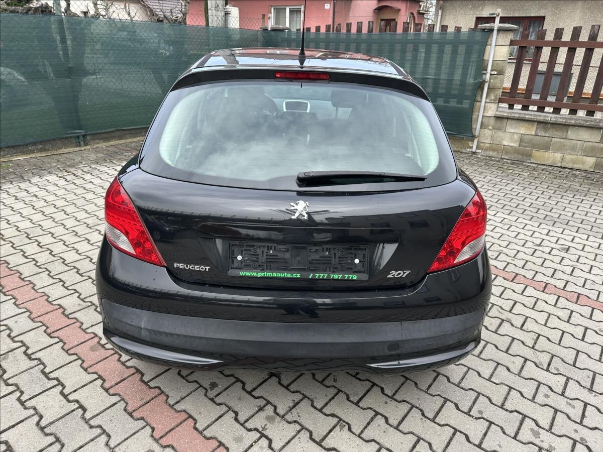 Peugeot 207 Hatchback 1,4 l 54 kw