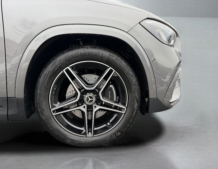 Mercedes-Benz GLA 15