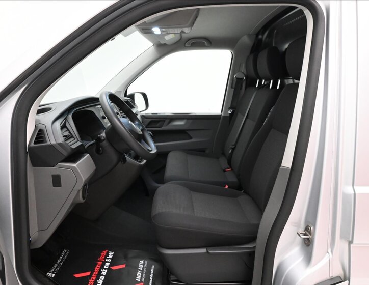 Volkswagen Transporter 13