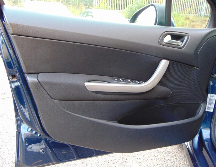 Peugeot 308 Kombi 1,6 l 88 kw