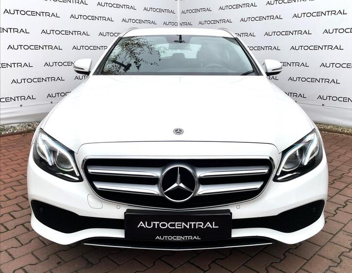 Mercedes-Benz Třídy E 2