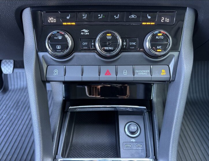 Škoda Karoq Kombi 1,5 l 110 kw