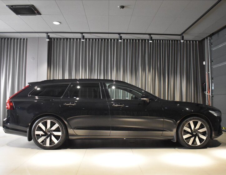 Volvo V90 Kombi 2,0 l 186 kw