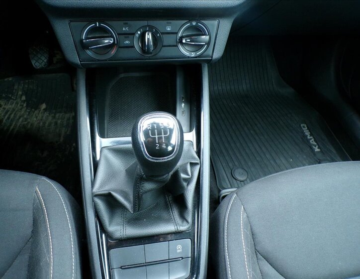 Škoda Kamiq Hatchback 999,0 70 kw