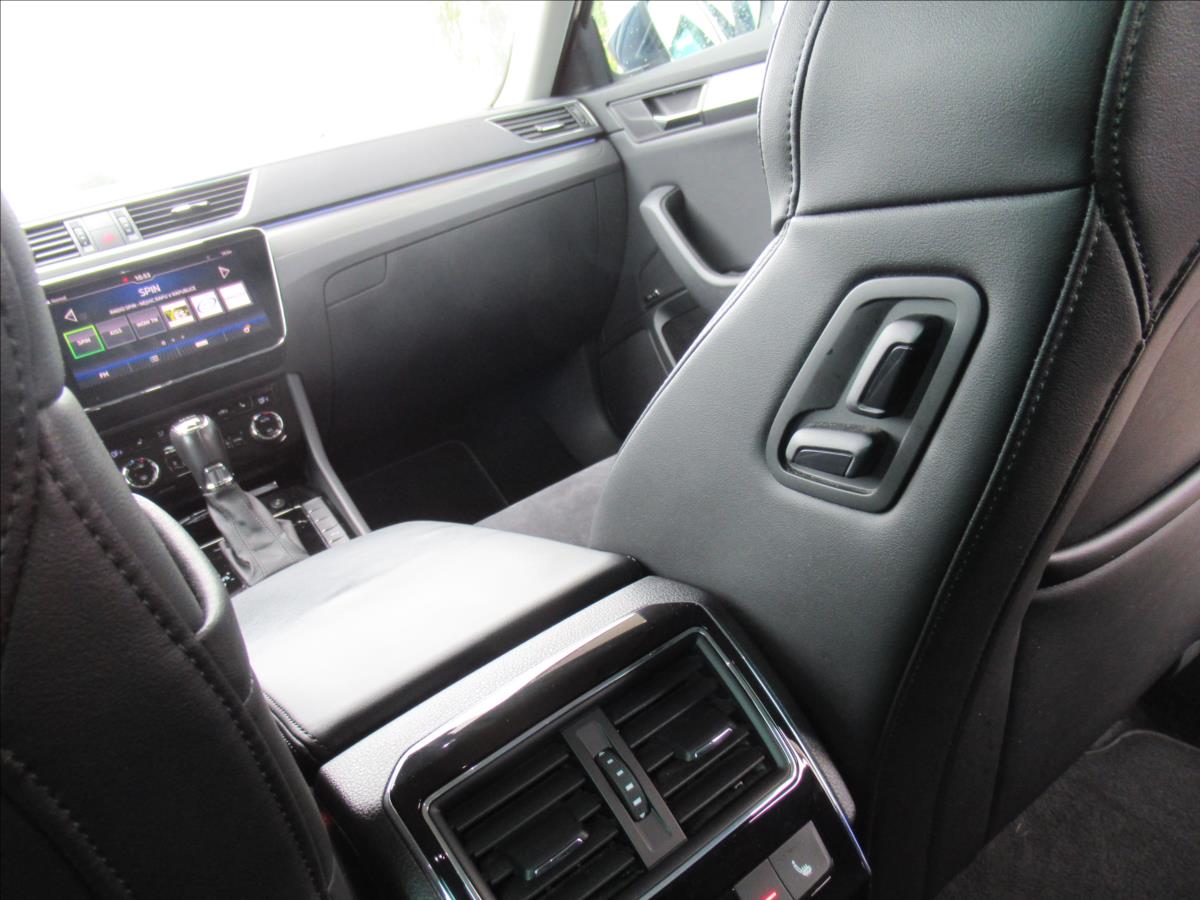 Škoda Superb Kombi 2,0 l 140 kw