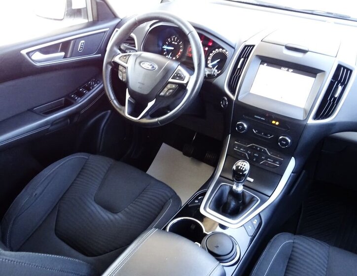 Ford S-MAX MPV 2,0 l 110 kw