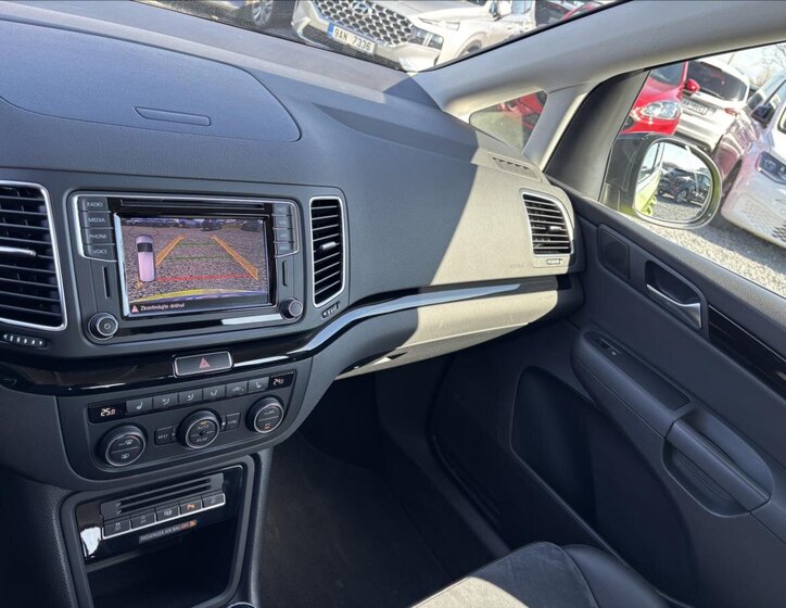 Volkswagen Sharan MPV 1,4 l 110 kw