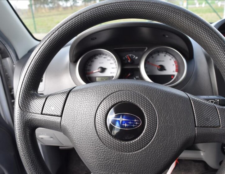 Subaru Justy Hatchback 1,3 l 66 kw
